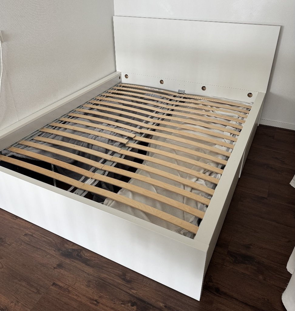 Malm Bed Ikea 160x200, Huis en Inrichting, Slaapkamer | Bedden, Ophalen, Gebruikt, Wit, Tweepersoons
