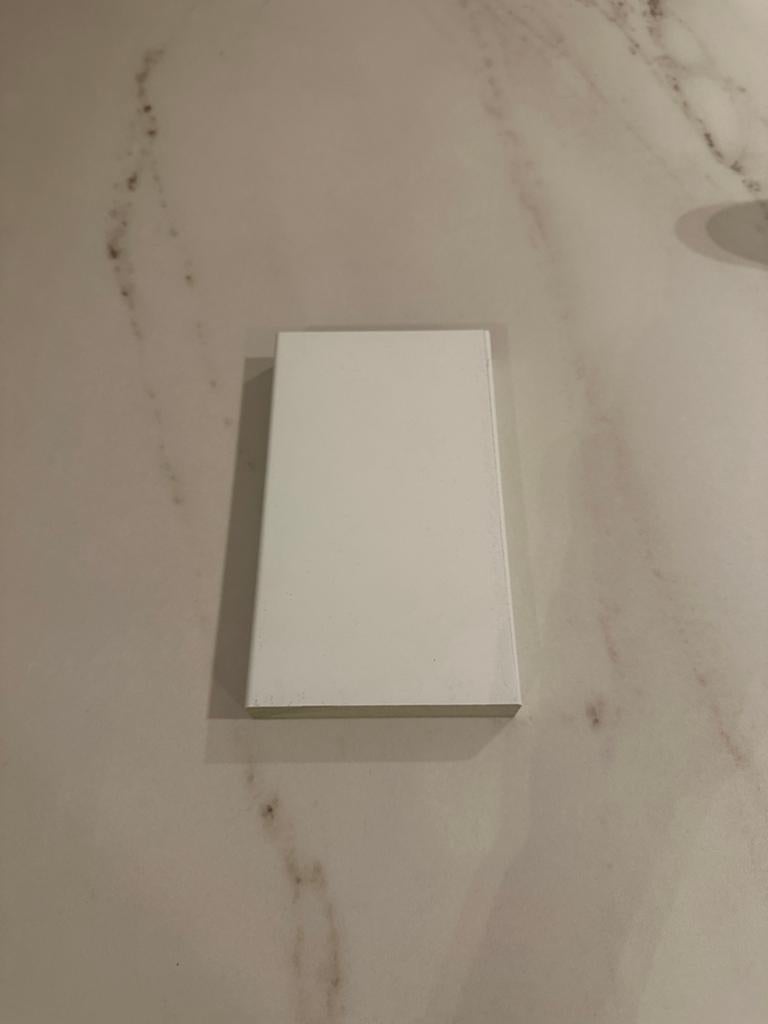 Rechte plintneut - MDF - 22 mm dik, Ophalen of Verzenden, Zo goed als nieuw, Mdf, Plinten