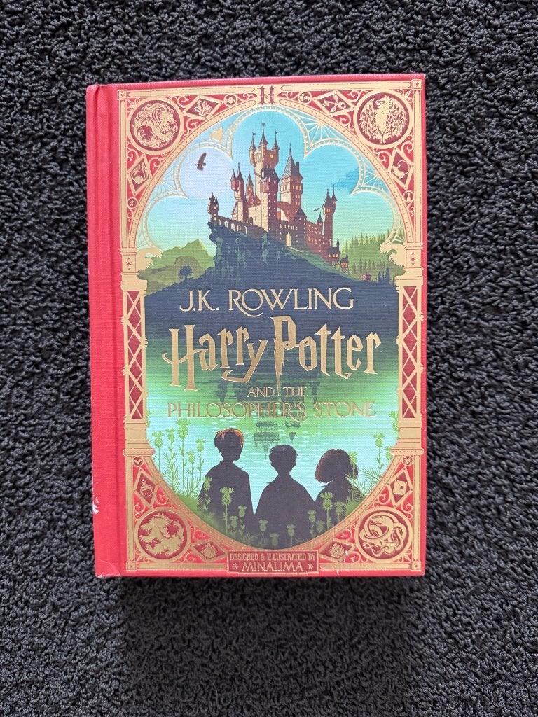 Harry Potter boek Engels minalima editie, Ophalen of Verzenden, Zo goed als nieuw, J.K. Rowling