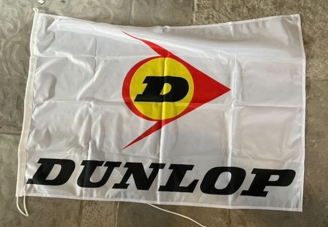 Dunlop -   reclame vlag 100x 70, Ophalen of Verzenden, Zo goed als nieuw, Auto's
