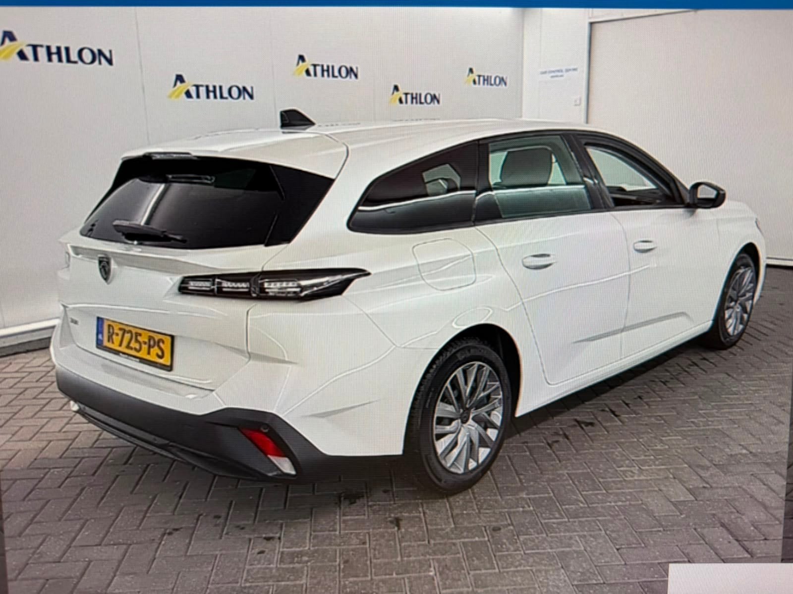 Peugeot 308 SW BWJ 2022 1.2 PureTech 111 PK Active Pack Busi, Auto's, Voorwielaandrijving, Stof, 1199 cc, Met garantie (alle)