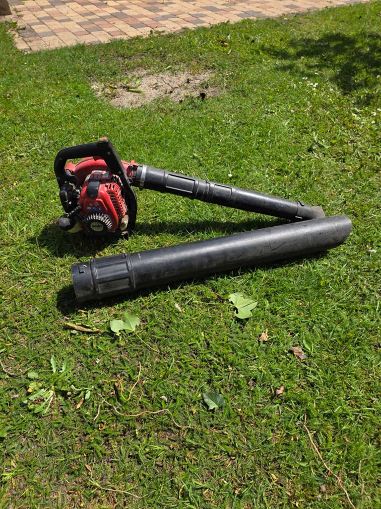 Bladblazer bladzuiger Solo 440, Tuin en Terras, Bladblazers, Benzine, Gebruikt, Ophalen of Verzenden, Met zuigfunctie