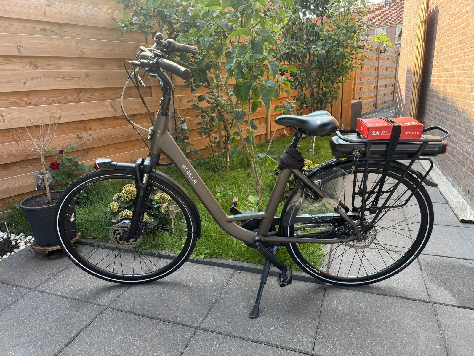Stella livorno 2024, 53 tot 56 cm, Versnellingen, Zo goed als nieuw, Ophalen
