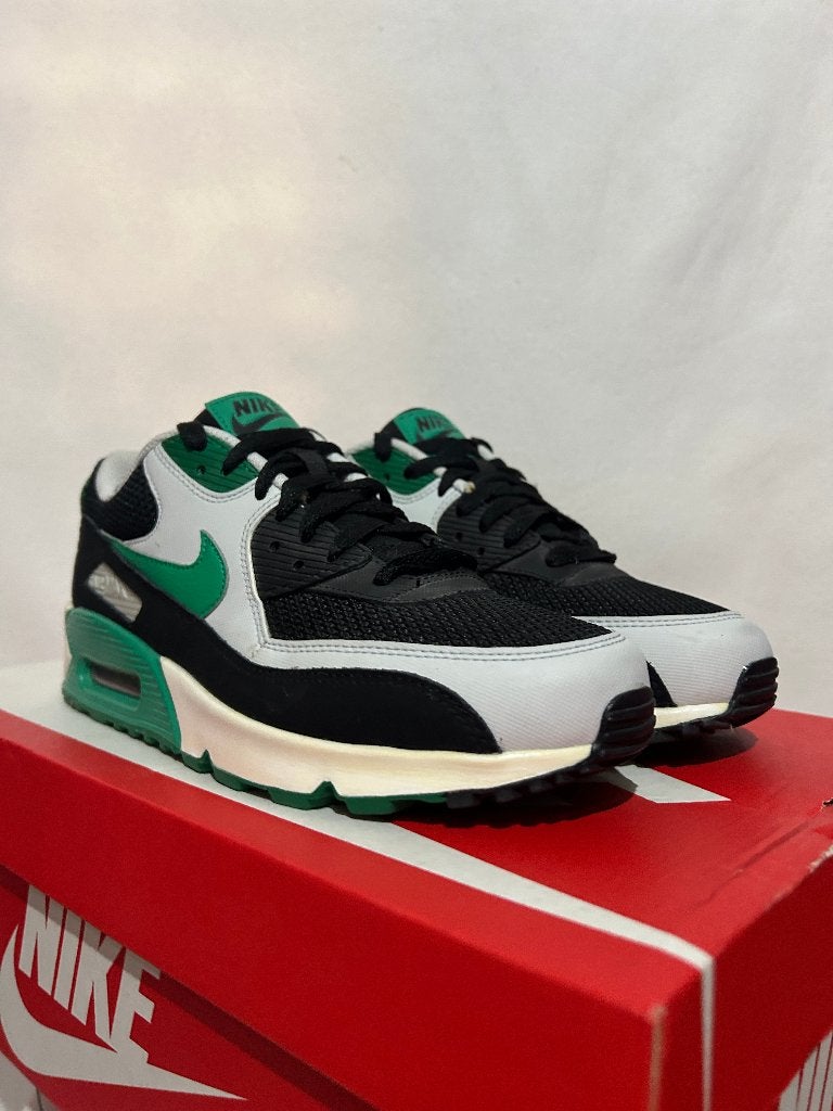BIJNA NIEUW! Maat 41 - Nike Air Max 90 Essential Black Green, Overige kleuren, Verzenden, Nike, Nike
