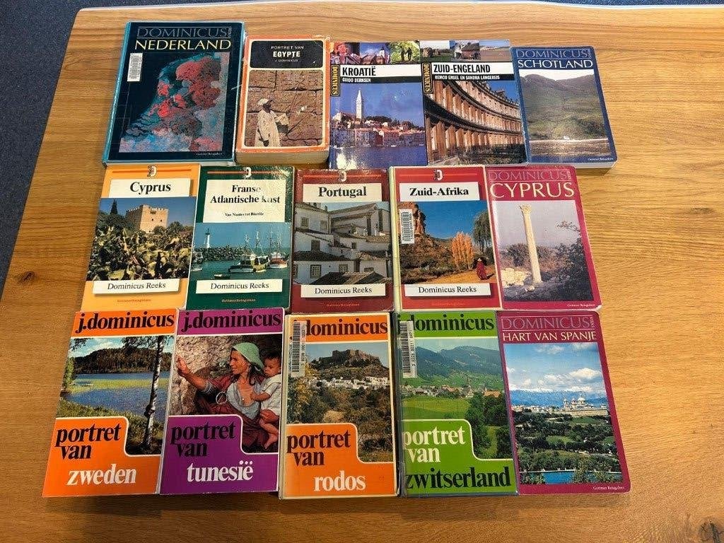 Dominicus reisgidsen 15 stuks, Europa, Ophalen of Verzenden, Reisgids of -boek, Gelezen