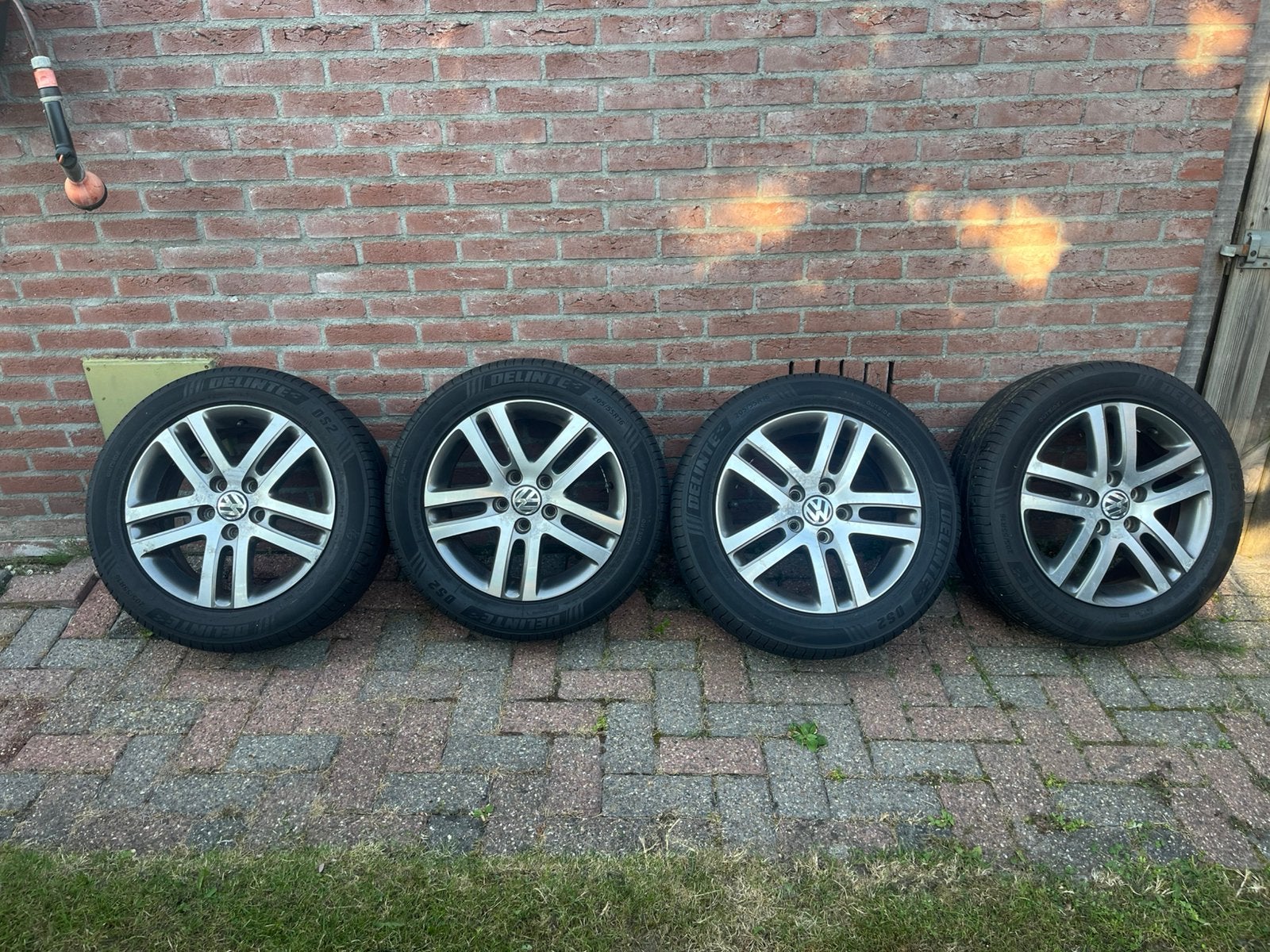 Volkswagen Golf wielen 5x112 205/55/16 met goede zomerbanden, Auto-onderdelen, Ophalen, 16 inch, Banden en Velgen, 205 mm
