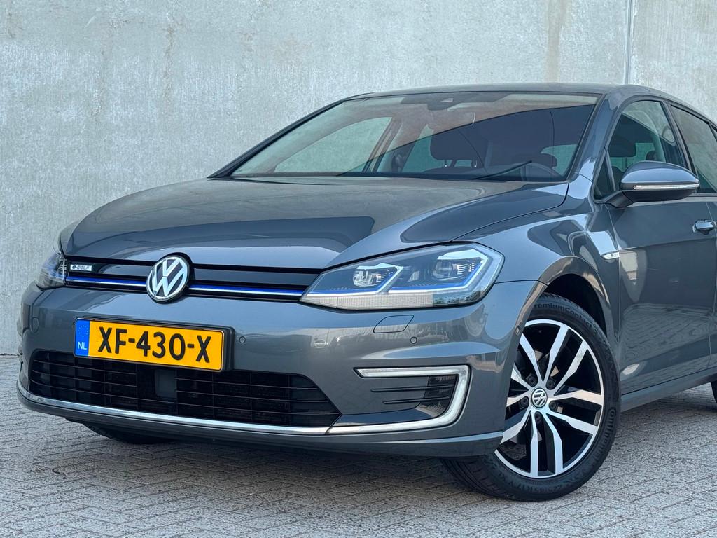 Volkswagen E-Golf Warmtepomp 2019 Grijs CAMERA|NAP|SOH 90%, 596 min, 136 pk, Gebruikt, 35 kWh