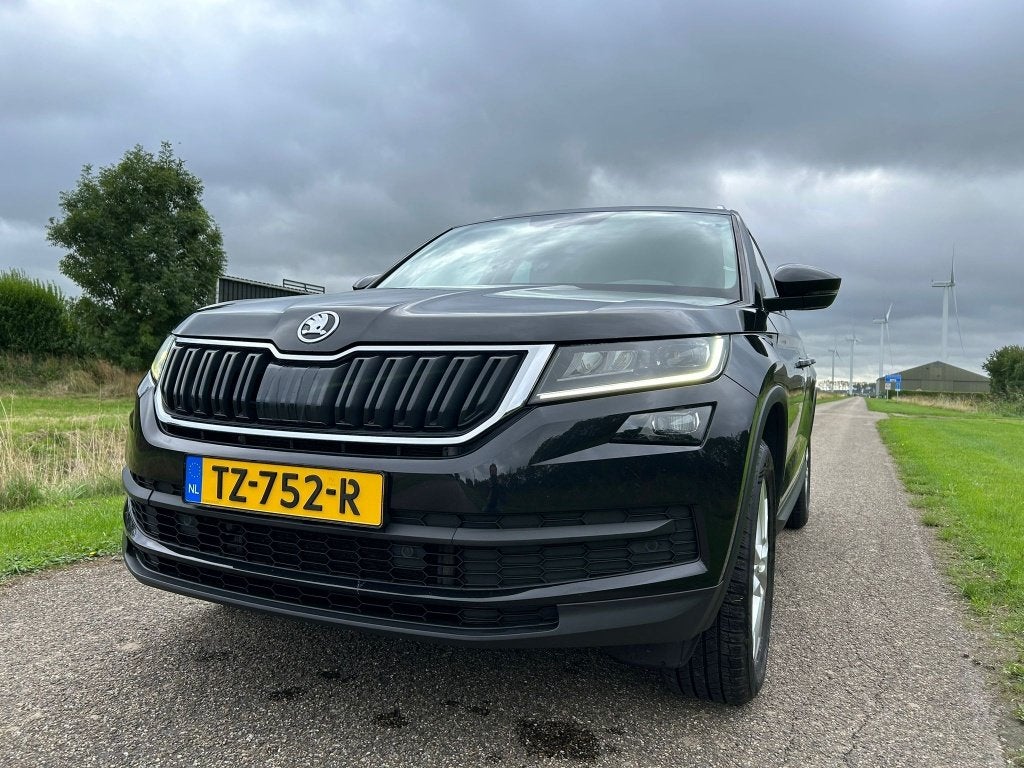 Skoda Kodiaq 7-persoons | Trekhaak | 1.5 TSI Greentech ACT, 4 cilinders, 7 stoelen, Zwart, Origineel Nederlands