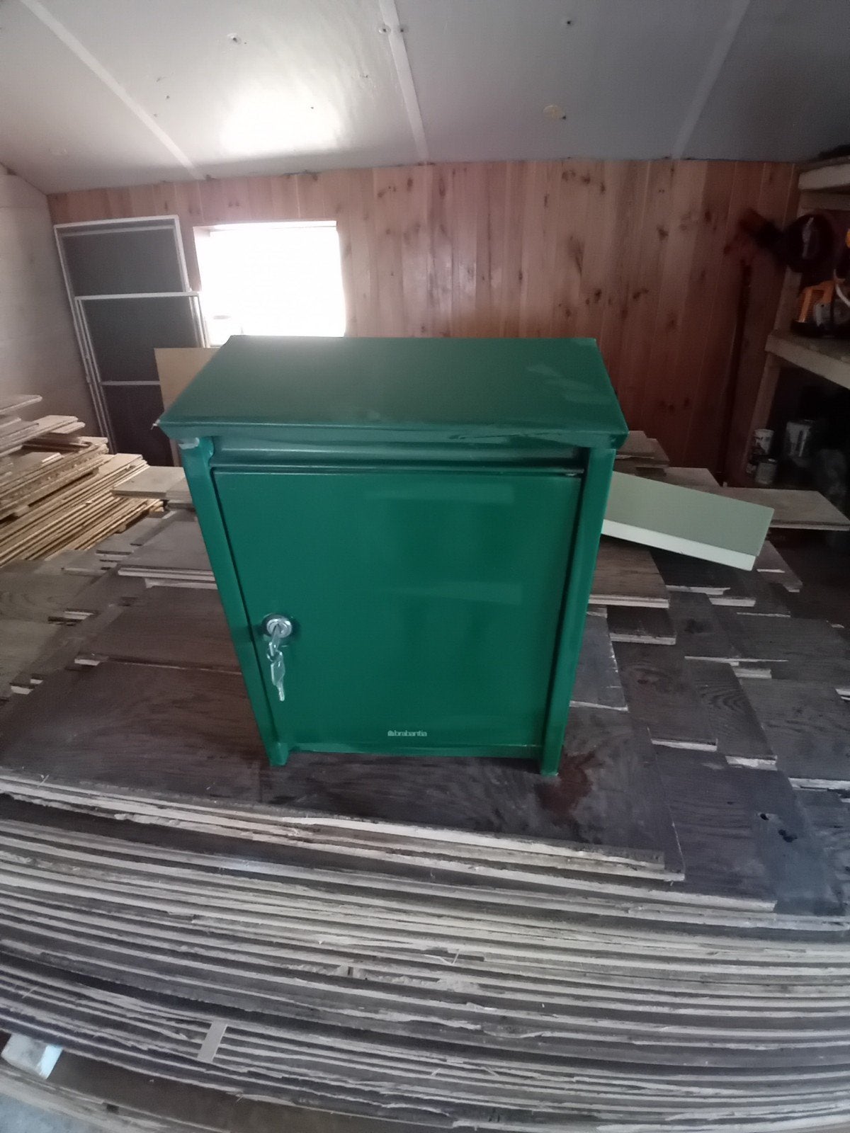 brievenbus brabantia, Tuin en Terras, Brievenbussen, Ophalen, Gebruikt, IJzer, Wandbrievenbus
