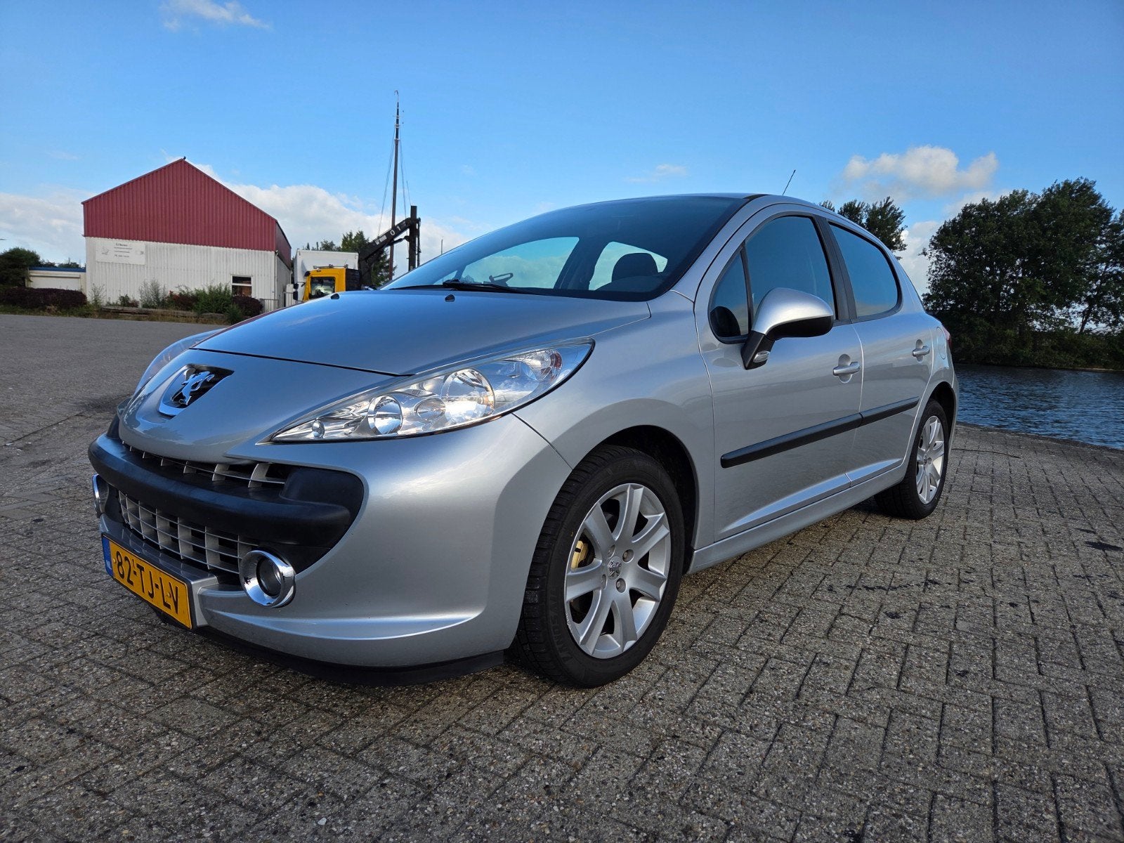 Peugeot 207 1.4 16V 5DRS 2006 Grijs, Auto's, Voorwielaandrijving, Stof, 1360 cc, 4 cilinders