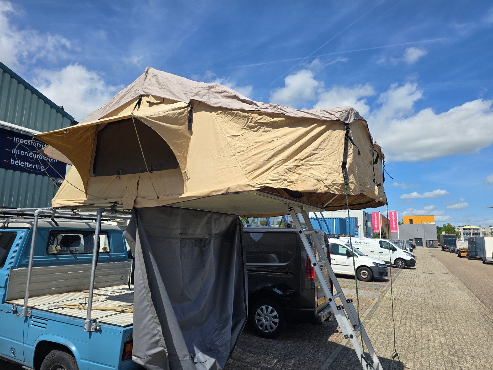 Daktent voor 3 tot 4 personen met luifel en ladder, Ophalen, Gebruikt, Tot en met 4