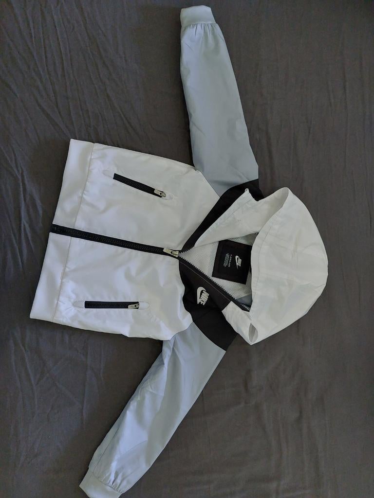 Te koop Nike zomerjasje, Nieuw, Ophalen of Verzenden, Nike, Jongen