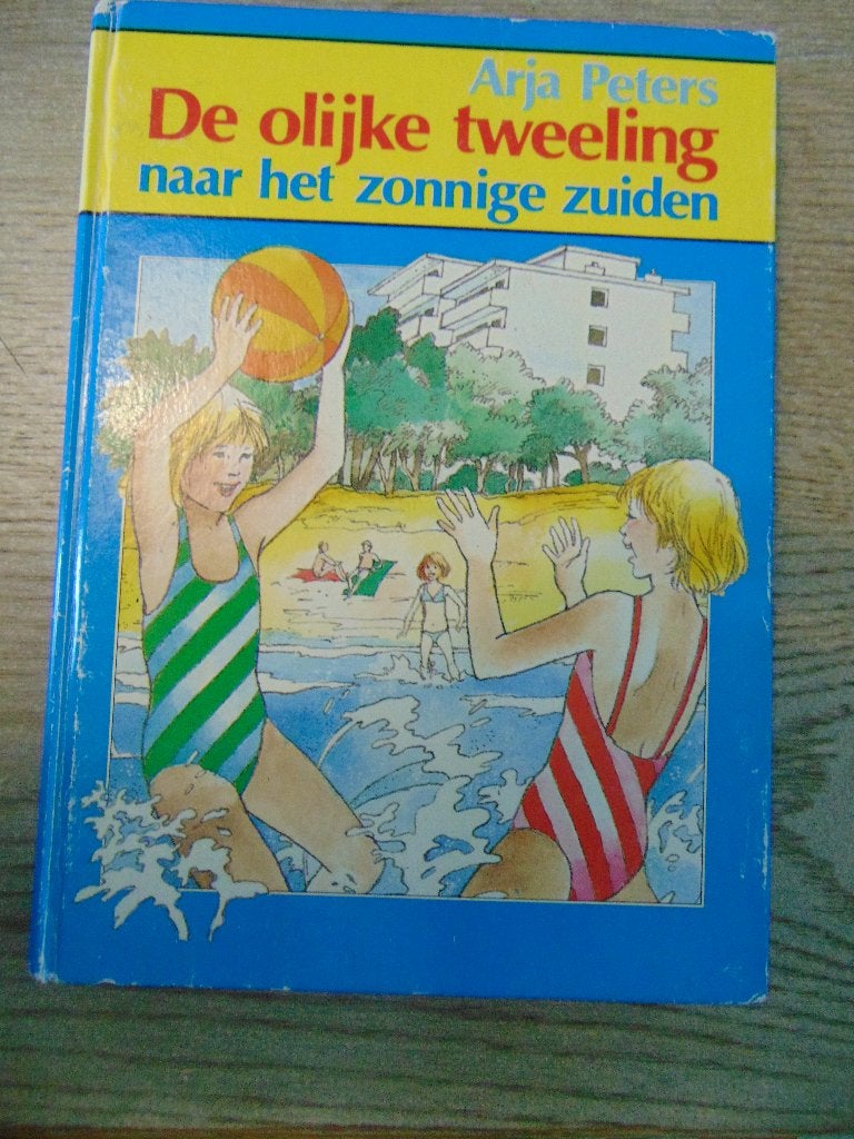De olijke tweeling naar het zonnige zuiden Arja Peters boek, Boeken, Kinderboeken | Jeugd | 10 tot 12 jaar, Ophalen of Verzenden