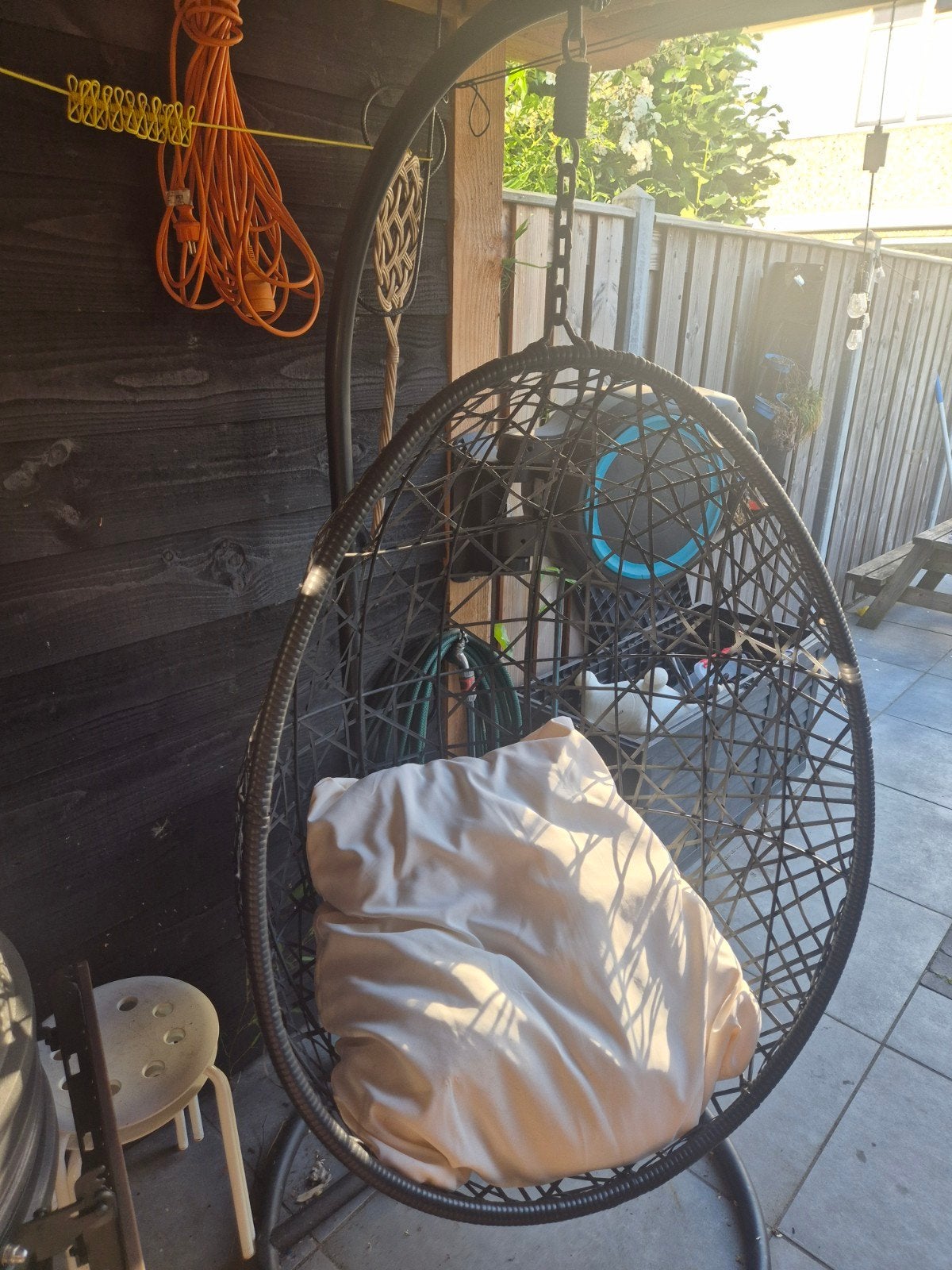 Ei hang stoel, Tuin en Terras, Ophalen of Verzenden