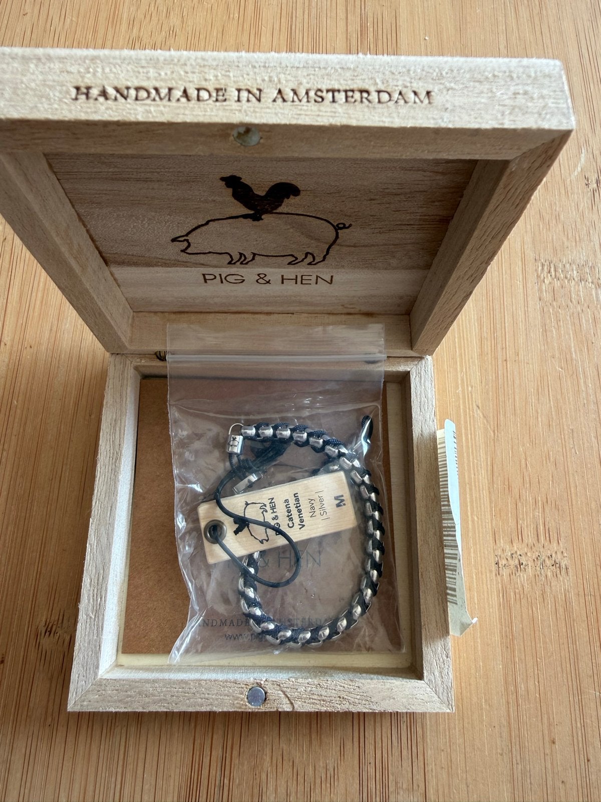 Nieuwe Pig & Hen armband voor heren, Ophalen of Verzenden, Nieuw, Zwart, Overige materialen
