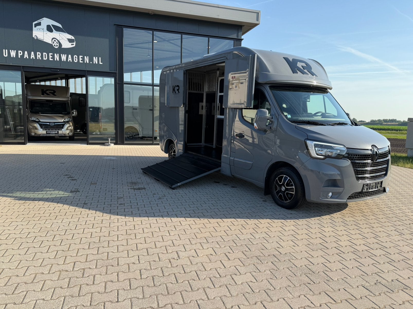 Renault KRISMAR 2024  >>automaat<< vol opties! Paardenwagen, Ophalen, Zo goed als nieuw, Aluminium, Overige typen