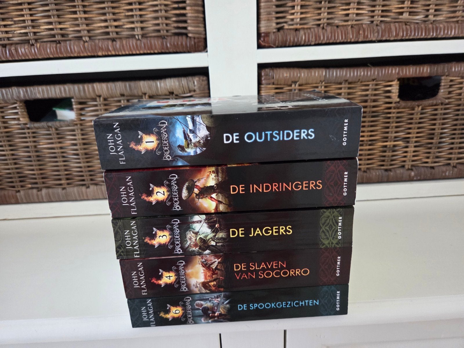 John Flanagan - Broederband, Boeken, Ophalen of Verzenden, Gelezen