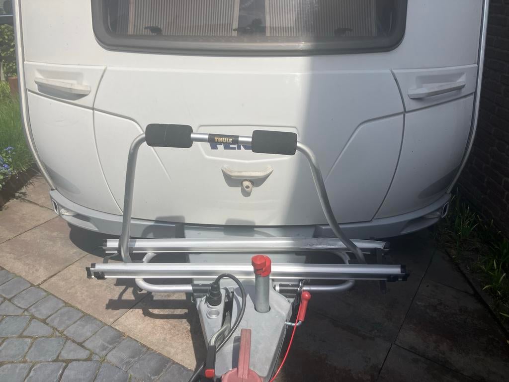 Thule Fietsendrager voor 2 fietsen - Leunrek beschadigd, Ophalen of Verzenden, 2 fietsen, Gebruikt, Achterklepdrager