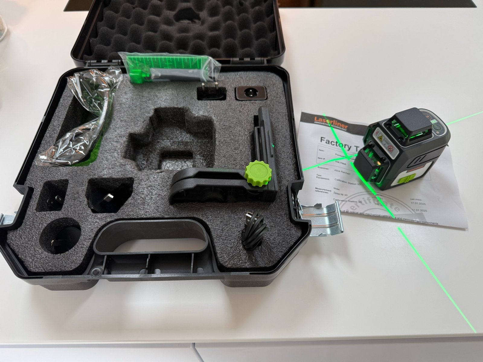 Laserliner Pocketplane 3G Kruislijnlaser - Nieuw in doos, Ophalen, Nieuw, Licht