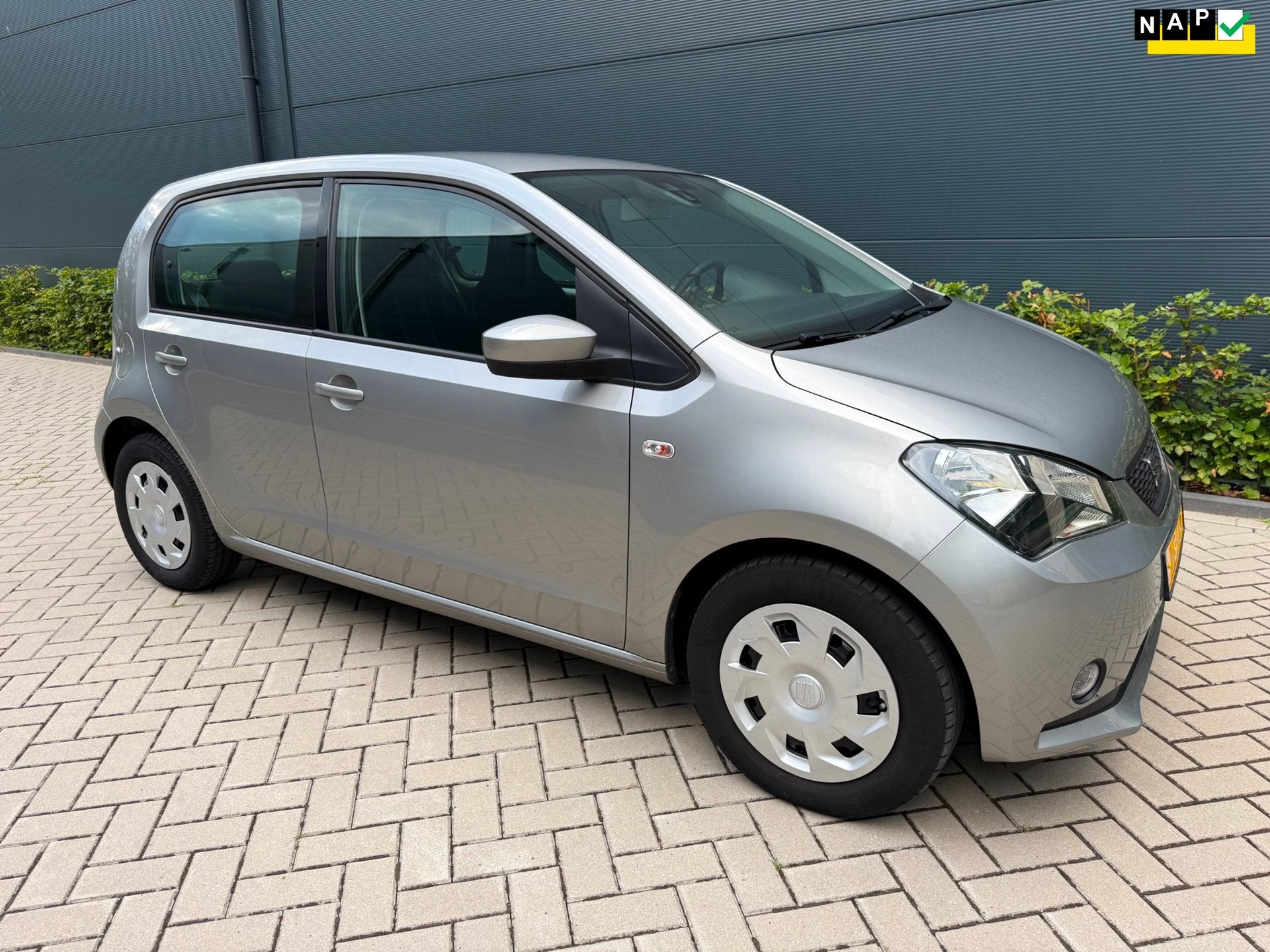 Seat Mii 1.0 Style Intense nieuwstaat 5 deurs, Auto's, Stof, Gebruikt, Euro 6, Mii