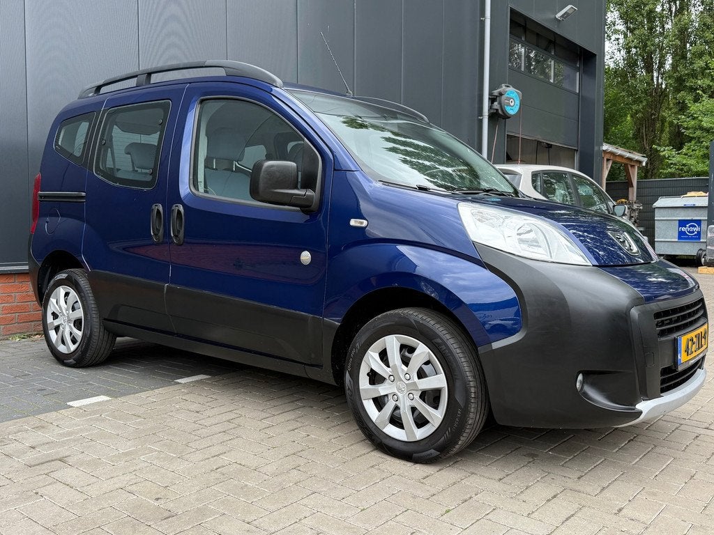 Peugeot Bipper Tepee 1.4 Outdoor (12 mnd BOVAG-garantie), Auto's, Zwart, 4 cilinders, Parkeersensor, Origineel Nederlands