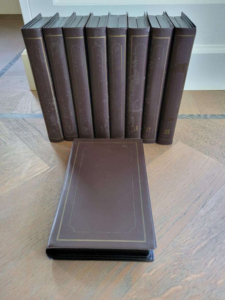 17 VHS Opbergboxen - Videoband Cassette Houders, Ophalen of Verzenden, Zo goed als nieuw