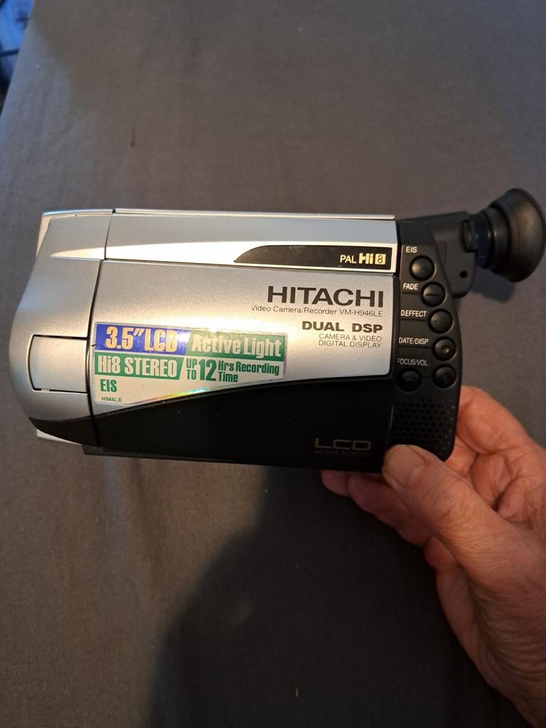 Hitachi PAL Hi8 Camcorder VM-H96LE - Vintage Videocamera, Ophalen of Verzenden, Hi 8, Camera