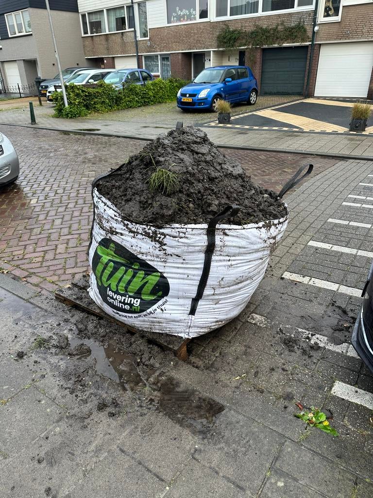 GRATIS Big Bag tuingrond - Wilgenlaan Etten-Leur, Ophalen, Tuinaarde