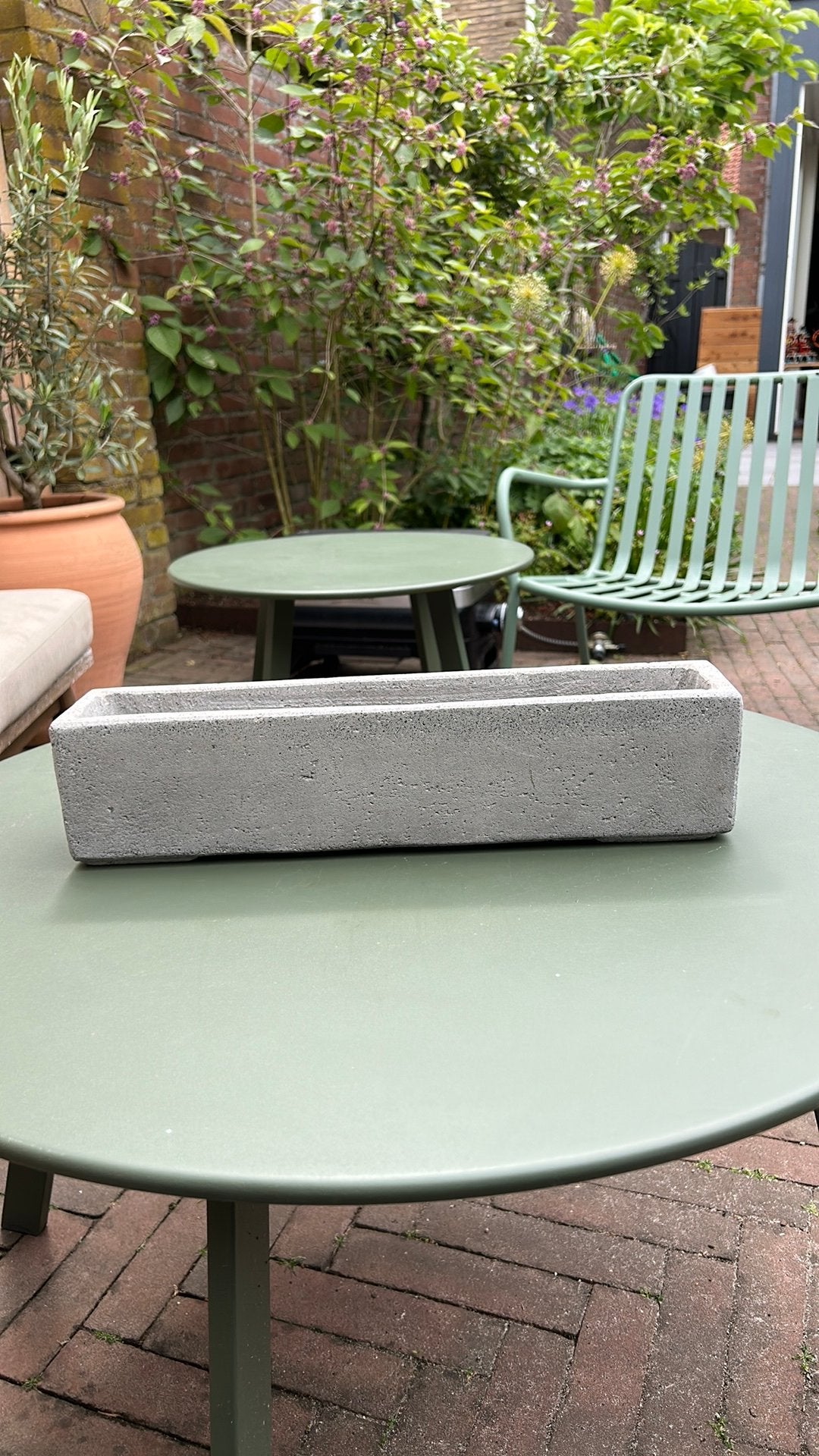 Rechthoekige betonnen bak, Ophalen of Verzenden, Zo goed als nieuw, Rond, Minder dan 30 cm
