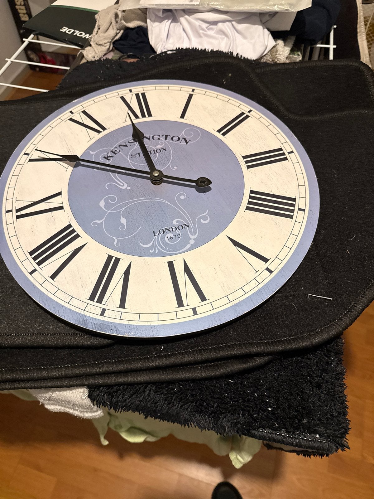 Decoratieve Wandklok met Romeinse Cijfers - Kensington Stati, Ophalen, Analoog, Blauw, Wandklok