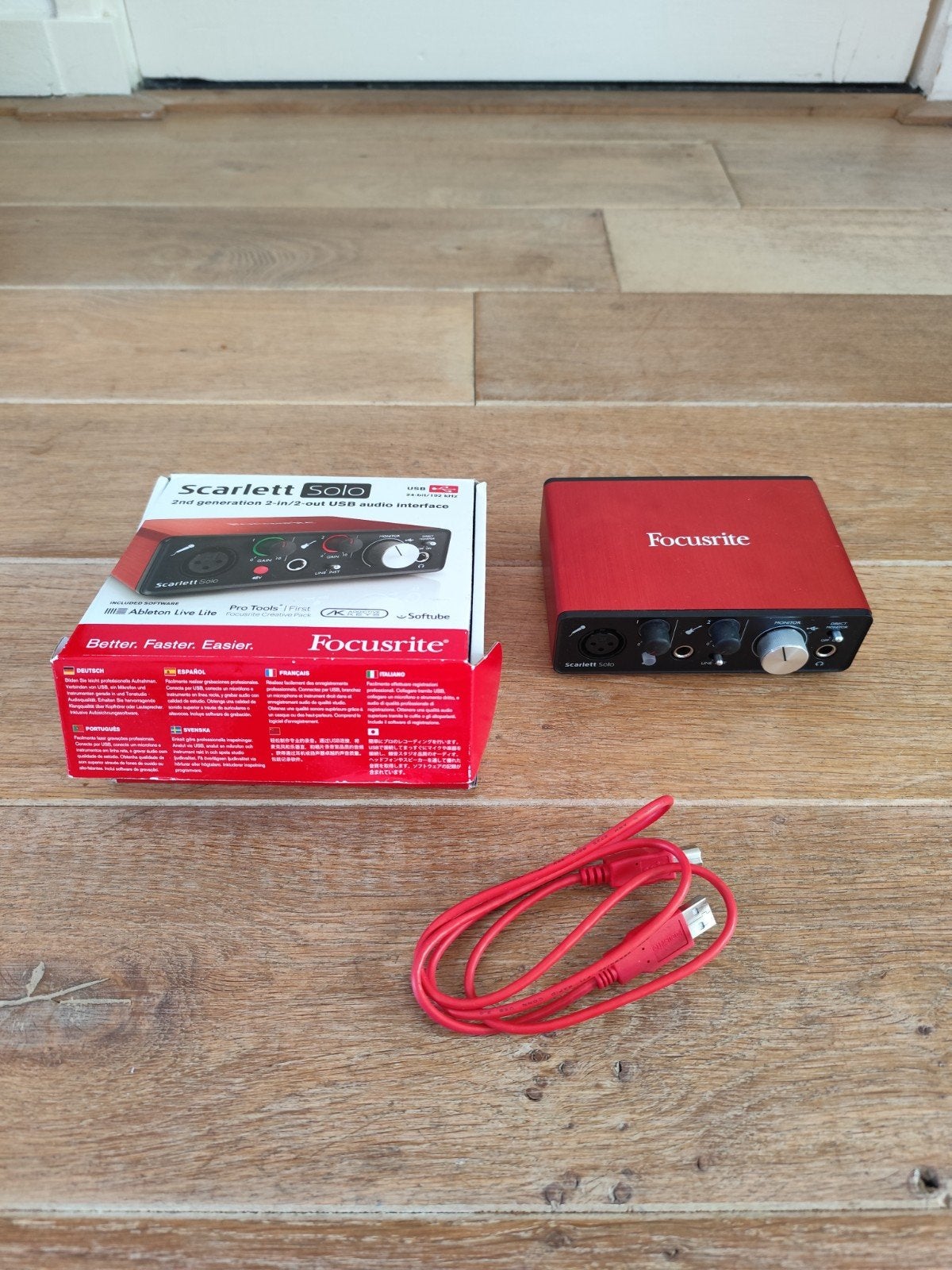 Focusrite Scarlett Solo 2nd Gen USB Audio Interface, Ophalen of Verzenden, Zo goed als nieuw