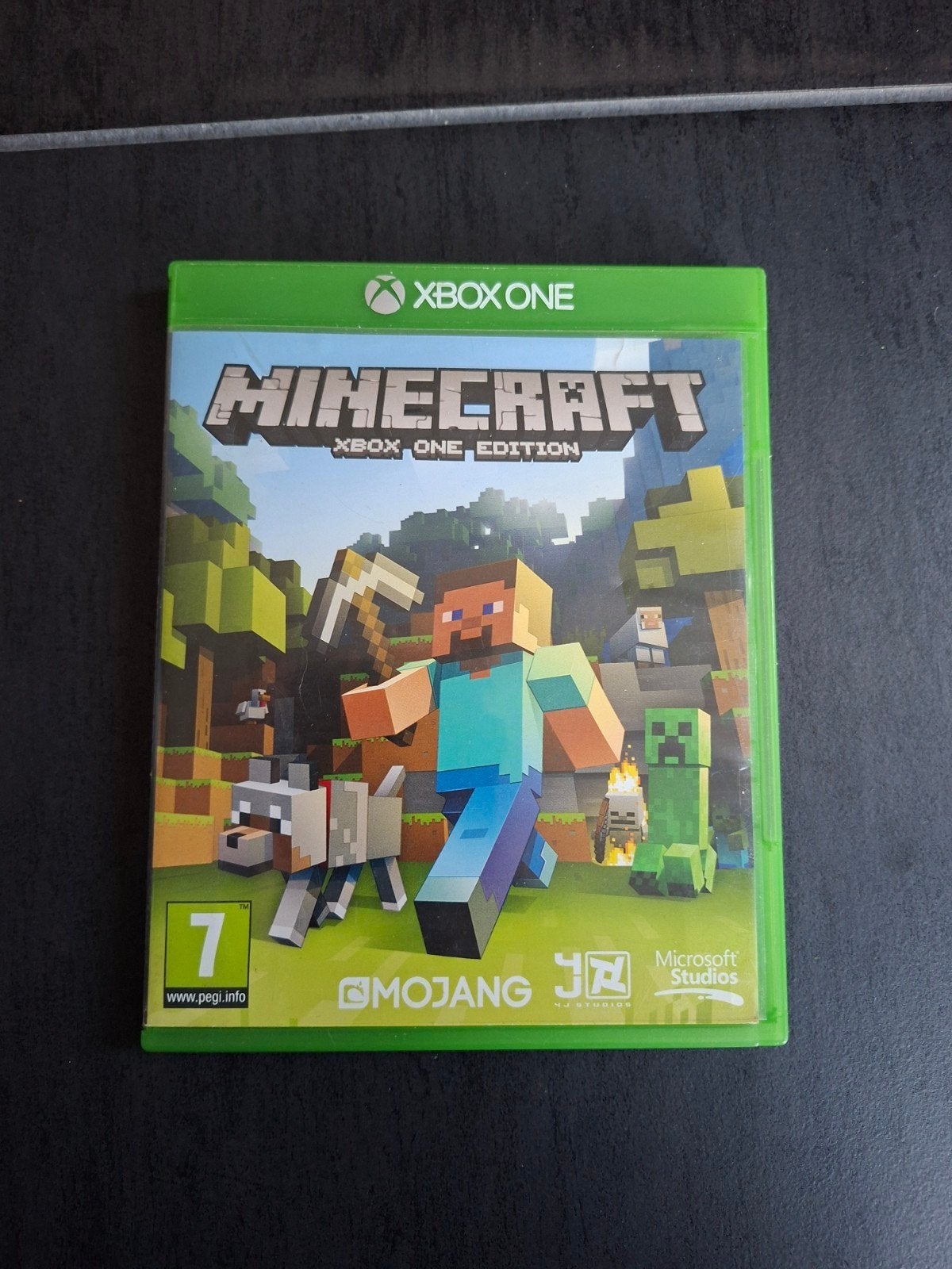 Minecraft Xbox One Edition - Avontuur en Creativiteit, Overige genres, Ophalen of Verzenden, Zo goed als nieuw, Eén computer