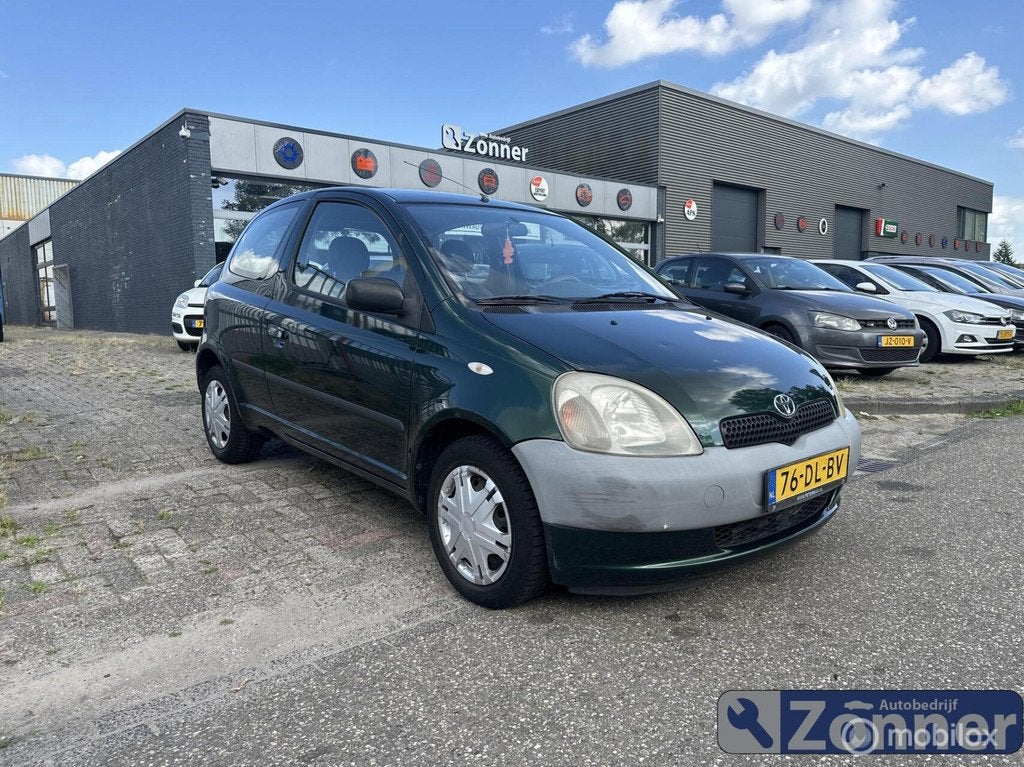 Toyota Yaris 1.0-16V VVT-i, Auto's, Toyota, Gebruikt, 4 cilinders, 400 kg, 68 pk