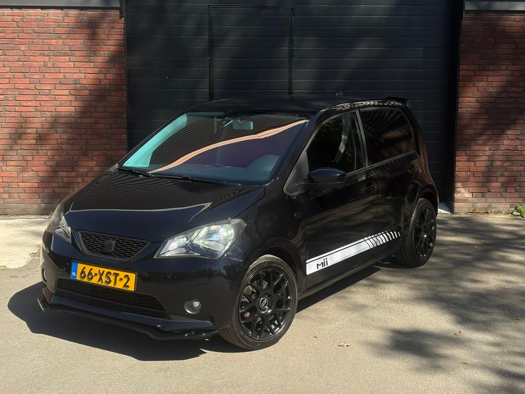 Seat Mii1.0 2012 | SPORTIEF | CRUISE | CARPLAY | VOL OPTIES, Voorwielaandrijving, Stof, Zwart, 840 kg