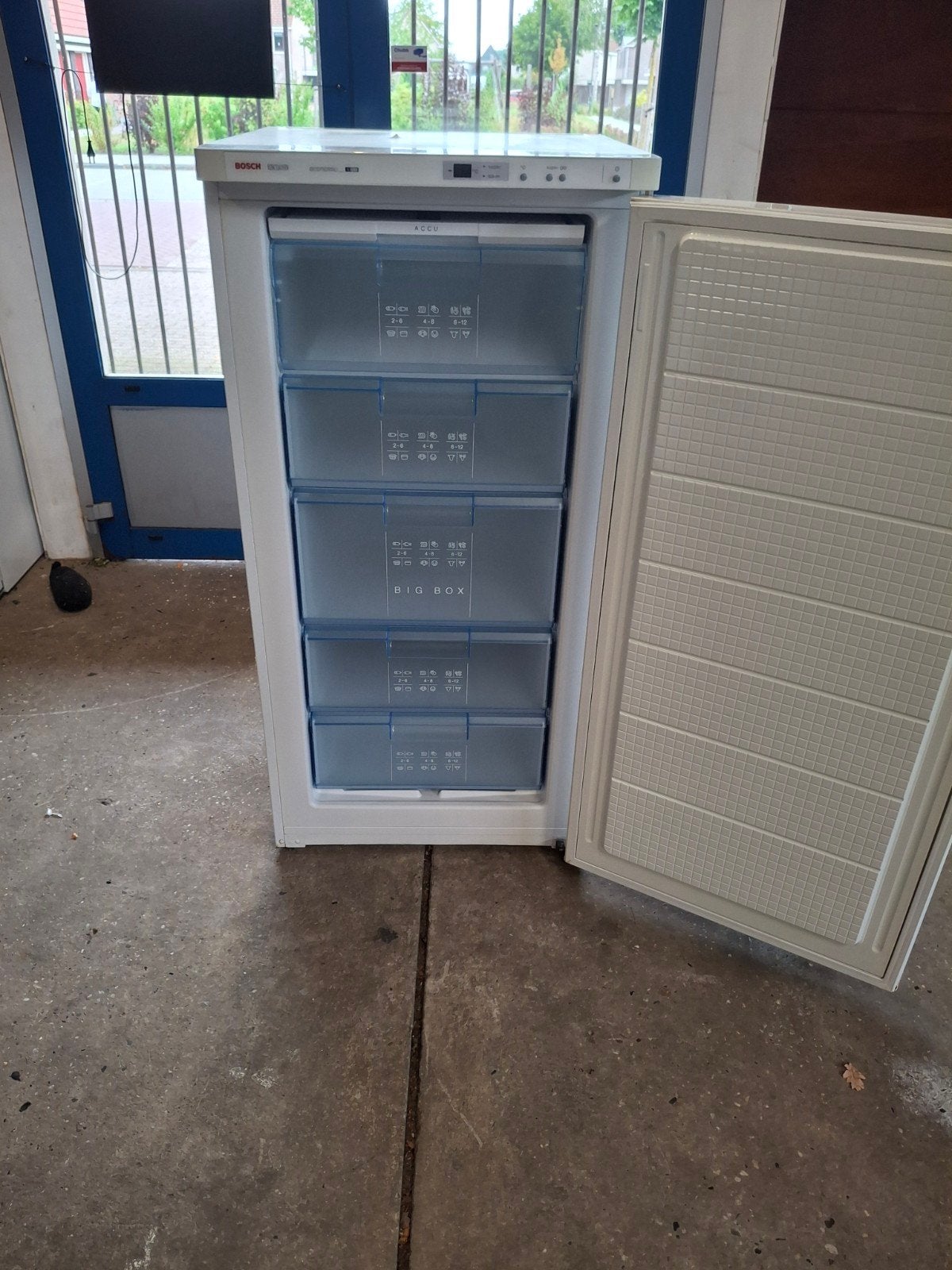 Bosch Exclusiv Economic Vriezer met 5 lades, Bosch, Contact@bosch-home.com, Gebruikt, 120 tot 140 cm