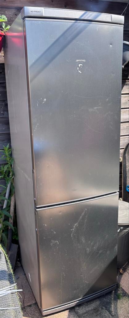Smeg koelkast met vriesvak - RVS look (defect), Witgoed en Apparatuur, Koelkasten en IJskasten, Ophalen, 200 liter of meer, 60 cm of meer