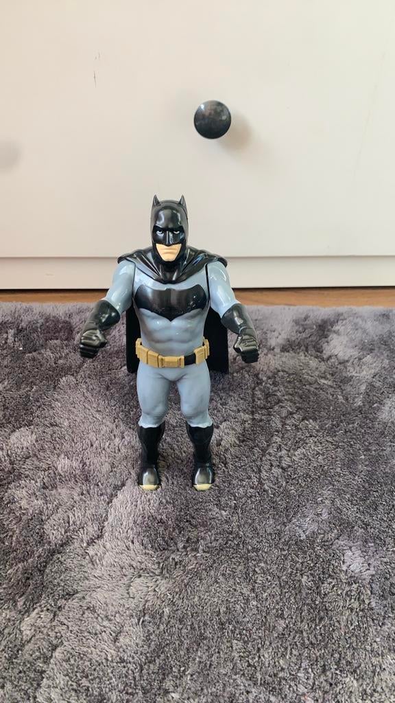 Batman actiefiguur - Zo goed als nieuw, Kinderen en Baby's, Speelgoed | Actiefiguren, Ophalen of Verzenden, Zo goed als nieuw