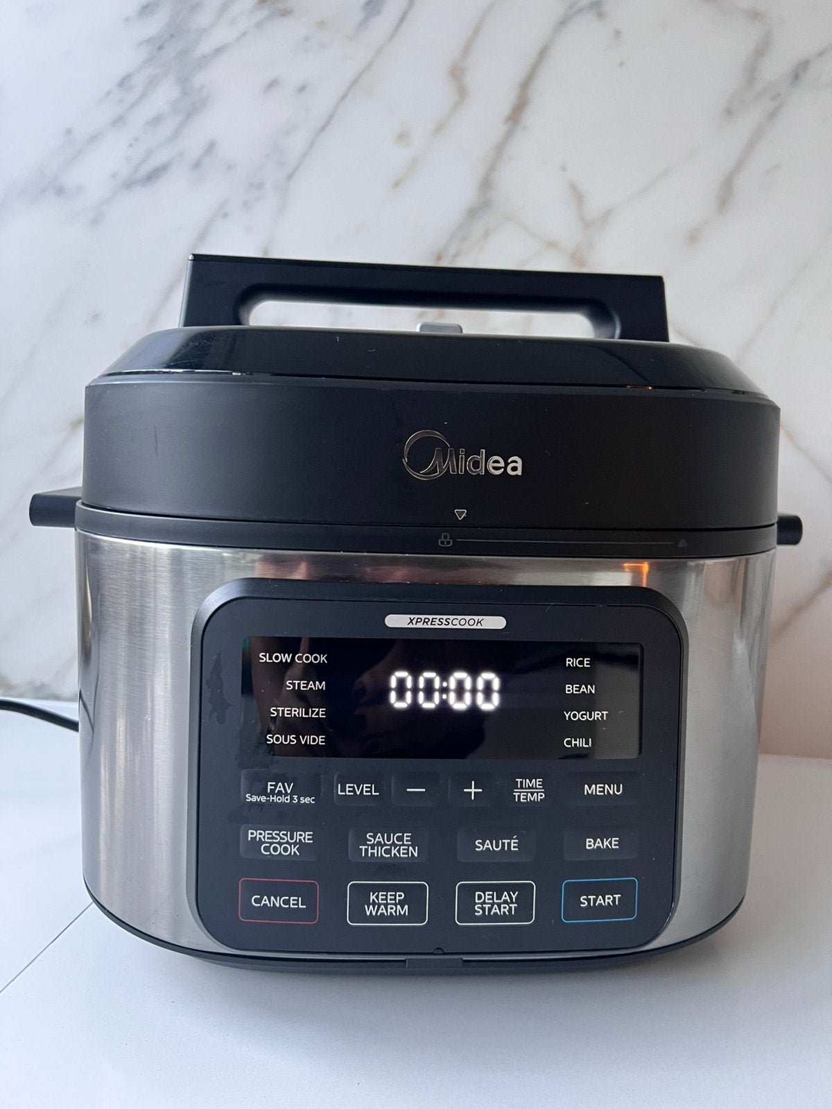 MIDEA WIDE MAX 13 IN 1 ELEKTRISCHE SNELKOOKPAN / MULTIKOKER, Huis en Inrichting, Ophalen of Verzenden, Zo goed als nieuw, Snelkookpan