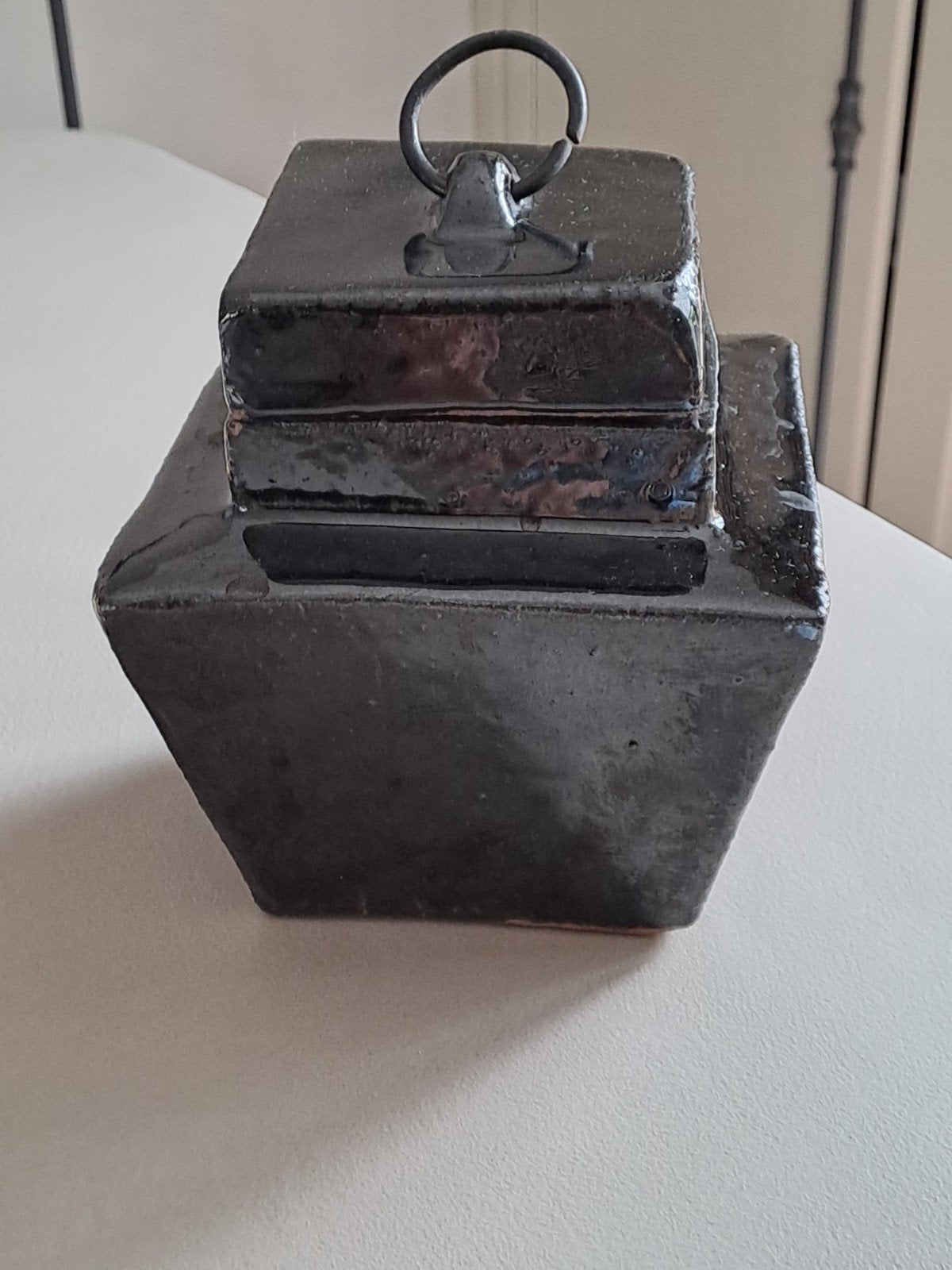 Antieke Chinese theebus van aardewerk, zwart geglazuurd, Ophalen of Verzenden