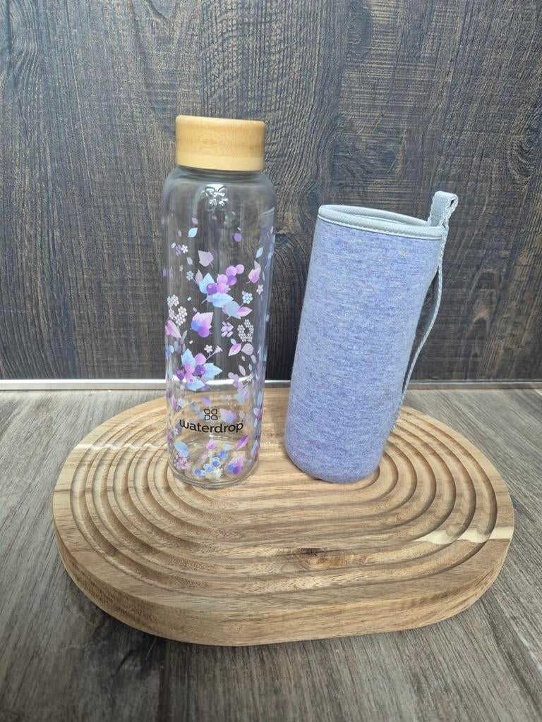 Waterdrop glazen fles met hoes - nieuw!!, Nieuw, Ophalen of Verzenden, Meerkleurig, Overige merken
