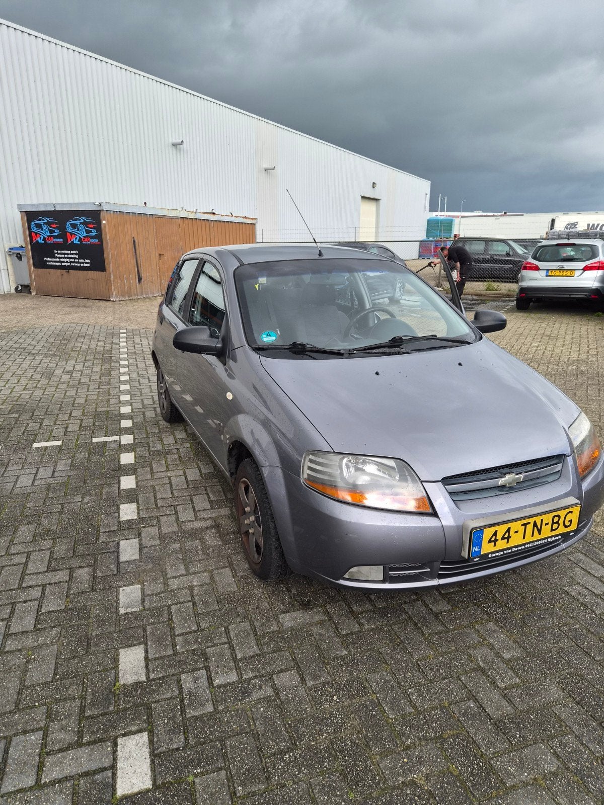 Chevrolet Kalos 1.2 5D 2006 Grijs, Auto's, Voorwielaandrijving, 1150 cc, 40 €/maand, 4 cilinders