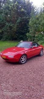 Mazda MX-5 1.8 Miata 1993 Rood, Auto's, Mazda, Particulier, MX-5, Centrale vergrendeling, Digitale radio-ontvangst, Lichtmetalen velgen