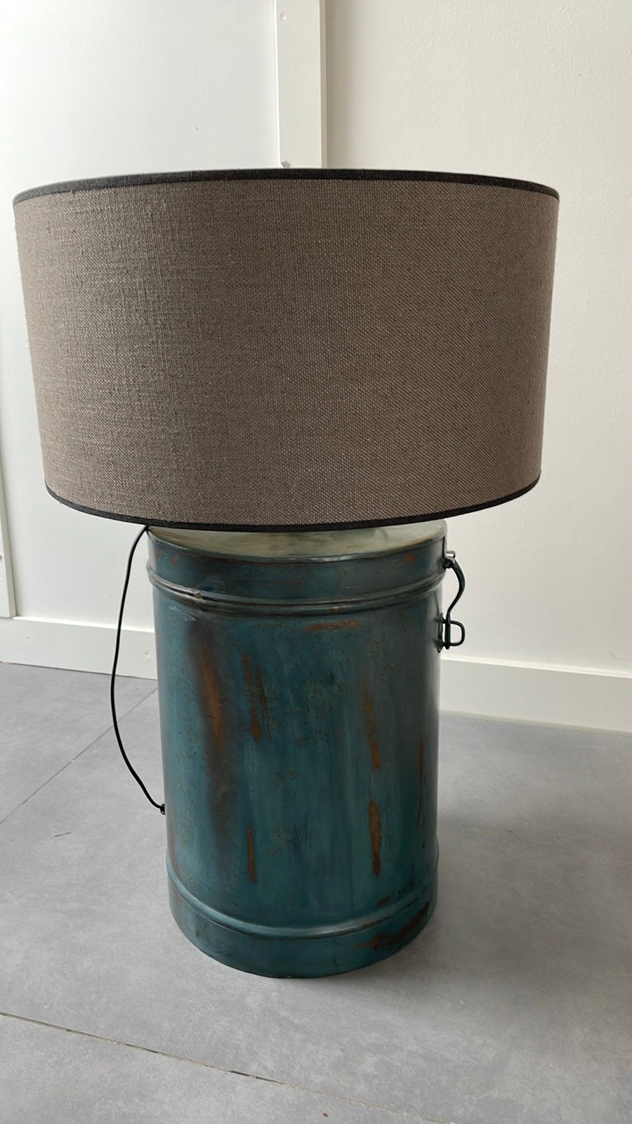 Unieke melkbus lamp met kap - Industrieel & Landelijk, Gebruikt, Industrieel, Meerkleurig, E27 (groot)
