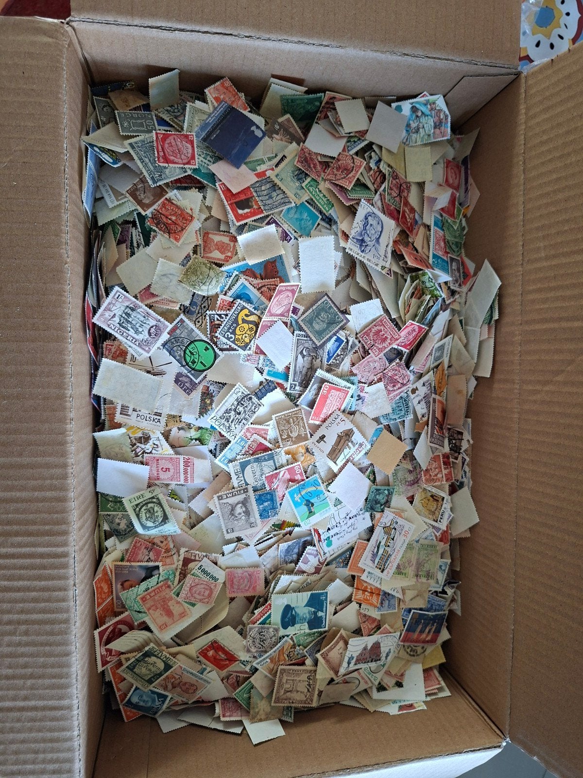 3,5 kilo los wereld, Postzegels en Munten, Postzegels | Volle albums en Verzamelingen, Ophalen of Verzenden, Buitenland