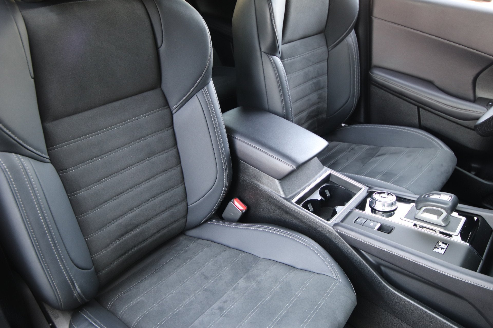 Mitsubishi Outlander 2.4 PHEV Business Edition 1e Eig. Afn., Automaat, 4 cilinders, 38 km/l, Zwart