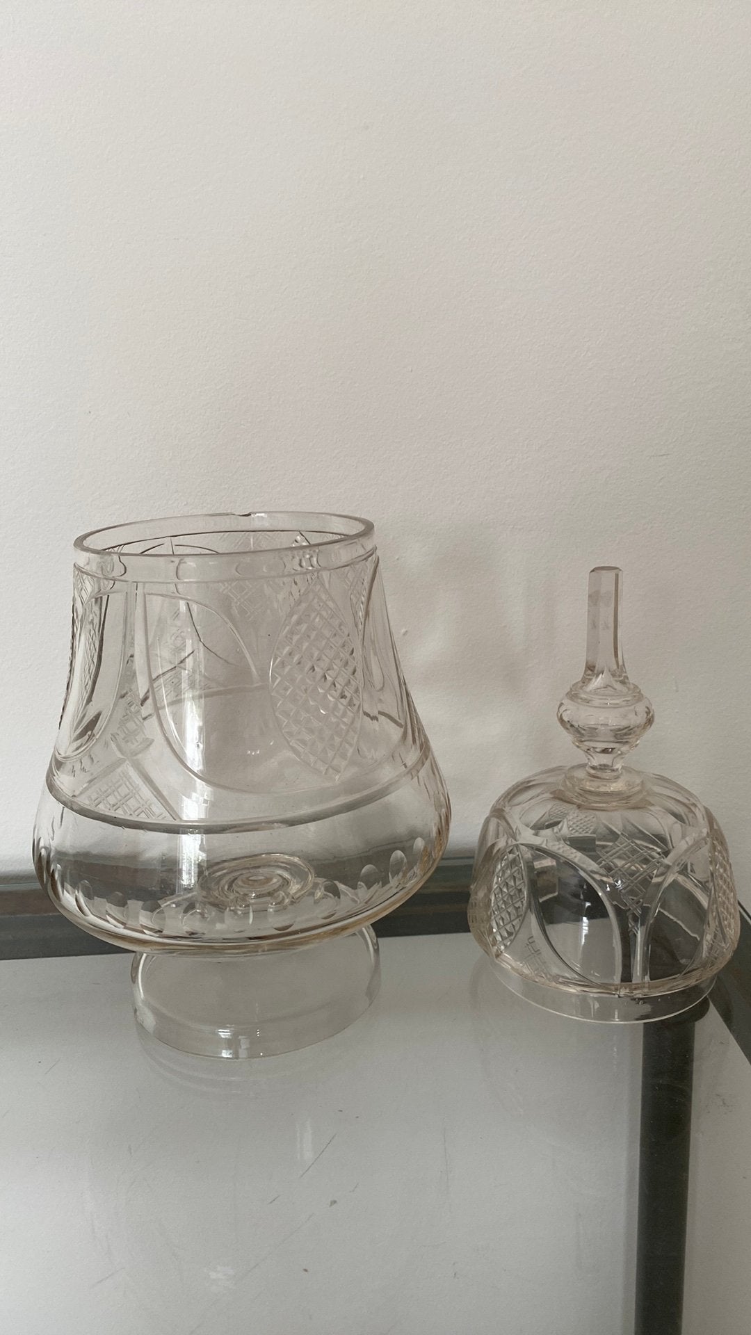 Mooie stolp vaas met bewerkt glas, Ophalen of Verzenden, Zo goed als nieuw