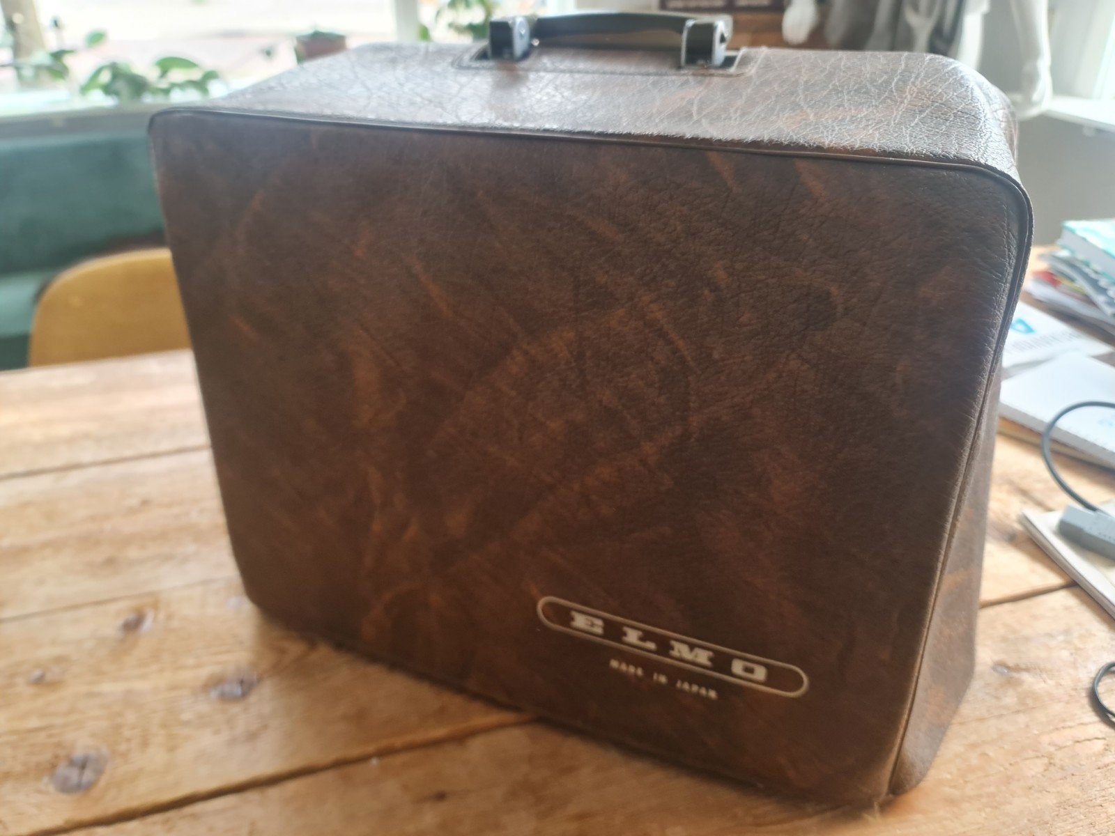 Elmo F16-250HL 16mm filmprojector met handleiding, Verzamelen, Ophalen, 1940 tot 1960, Projector