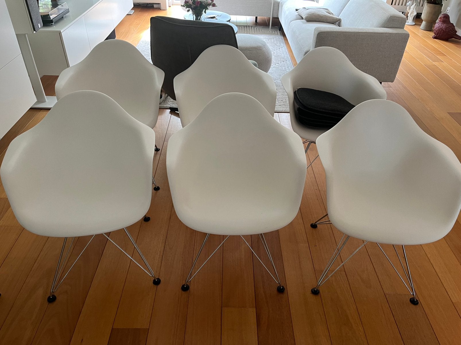6 Replica Eames Dar stoelen, wit mat metalen onderstel, Ophalen, Zo goed als nieuw, Wit