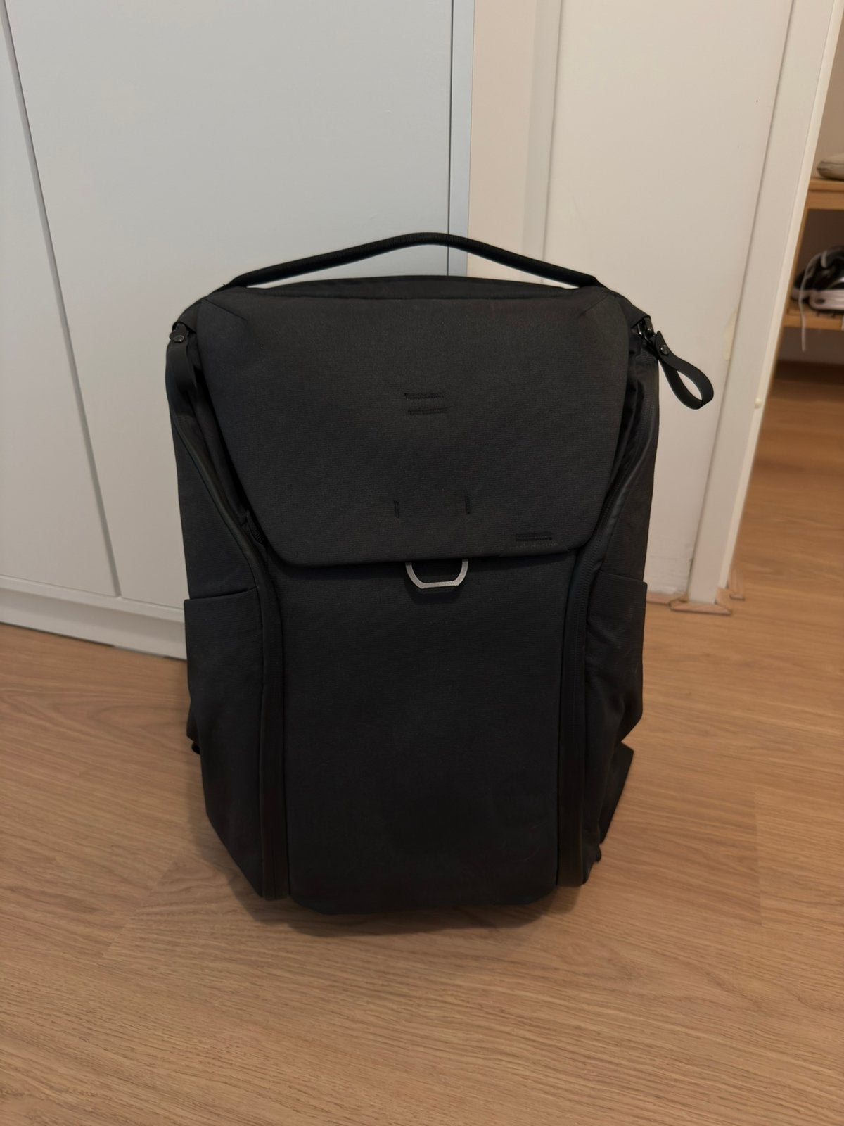 Peak Design Everyday Backpack 30l V2 Black, Sieraden, Tassen en Uiterlijk, Ophalen, Zo goed als nieuw, Hard kunststof