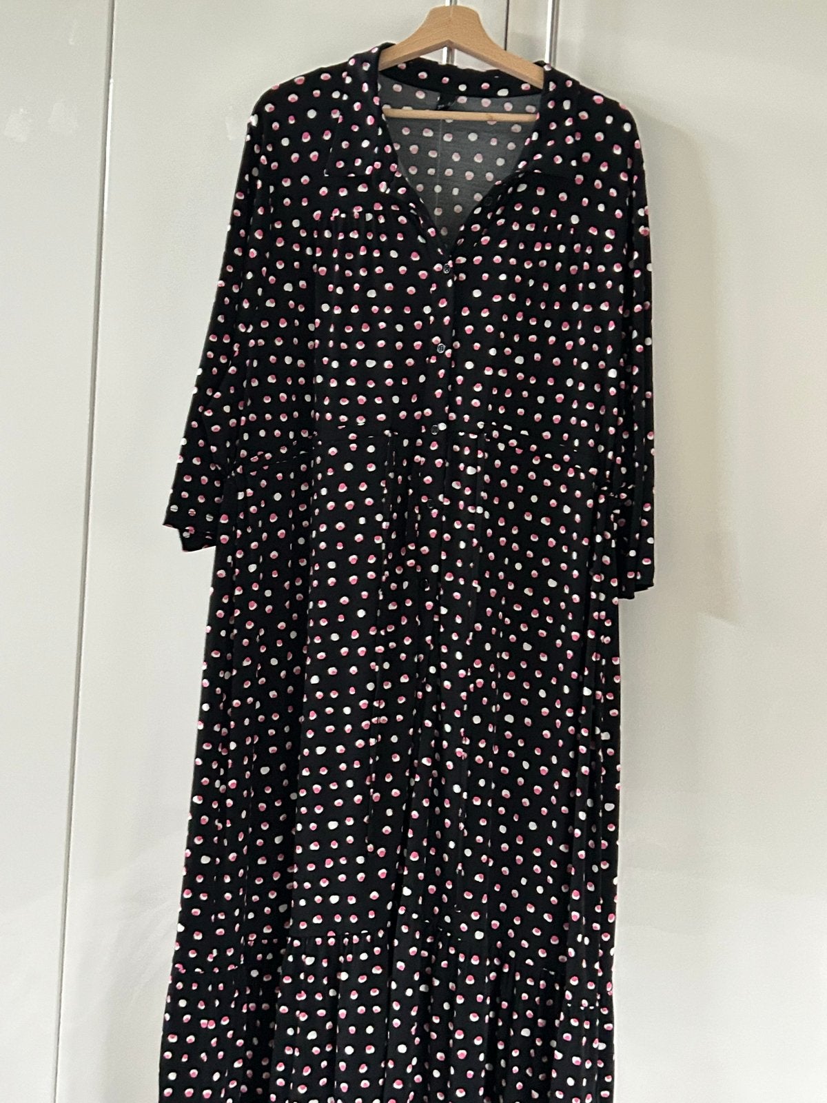 Yoek XXL Zwarte jurk met wit/roze dots, Kleding | Dames, Zwart, Maat 46/48 (XL) of groter, Ophalen of Verzenden, Gedragen
